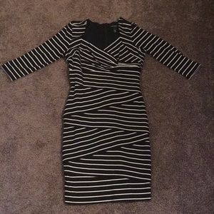 WHITE HOUSE BLACK MARKET DRESS 💕SALE